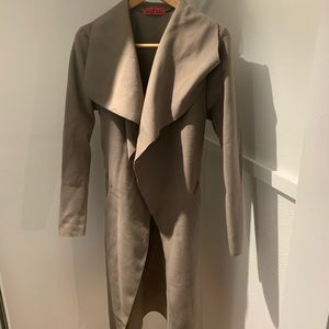 ❌SOLD❌ Boohoo Taupe Trenchcoat
